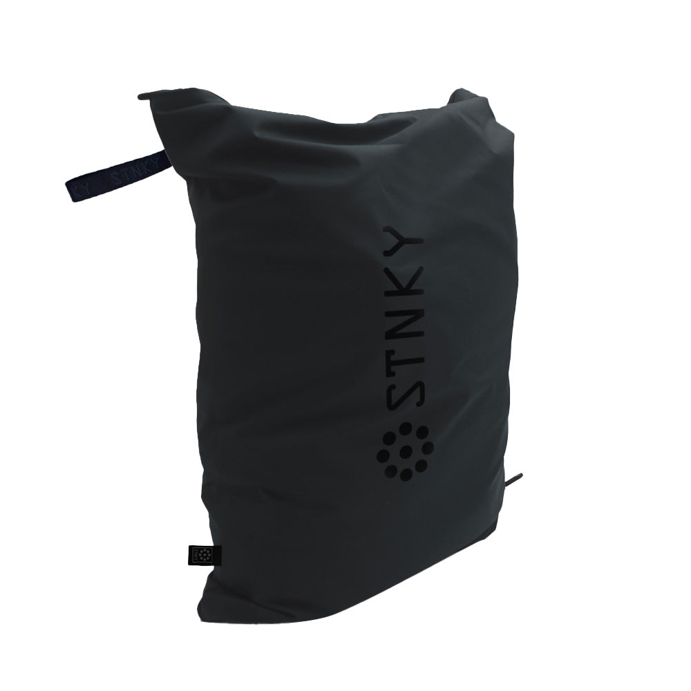 The Dirty Zone — Gym Bag Insert with a Built-In Wash Net