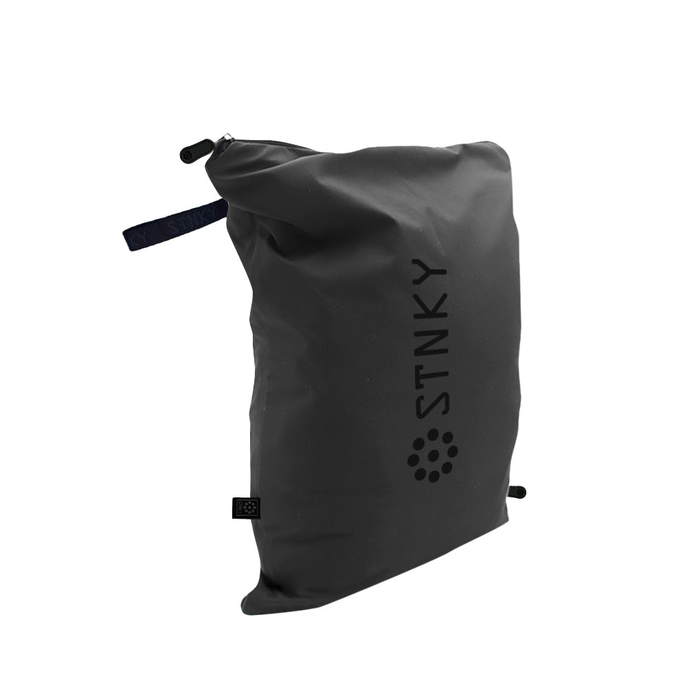 The Dirty Zone — Gym Bag Insert with a Built-In Wash Net