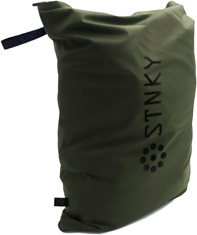 The Dirty Zone — Gym Bag Insert with a Built-In Wash Net